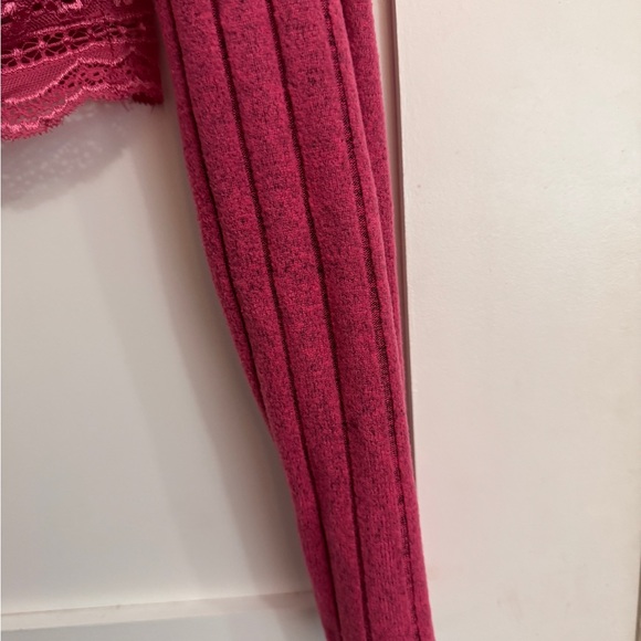 SHEIN Pink Ribbed Crop Top - Picture 5 of 6